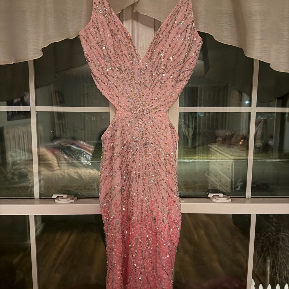 Elegant Pink Sequin prom dress